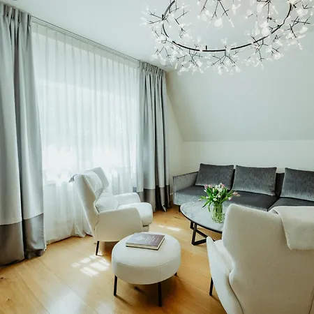 Bed & Breakfast Dom Ogrodnika Boutique Jarocin