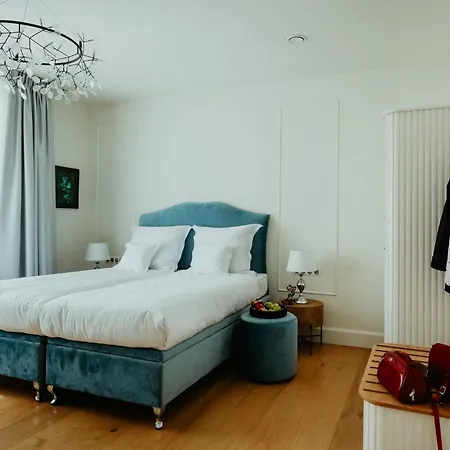 Bed & Breakfast Dom Ogrodnika Boutique 4*