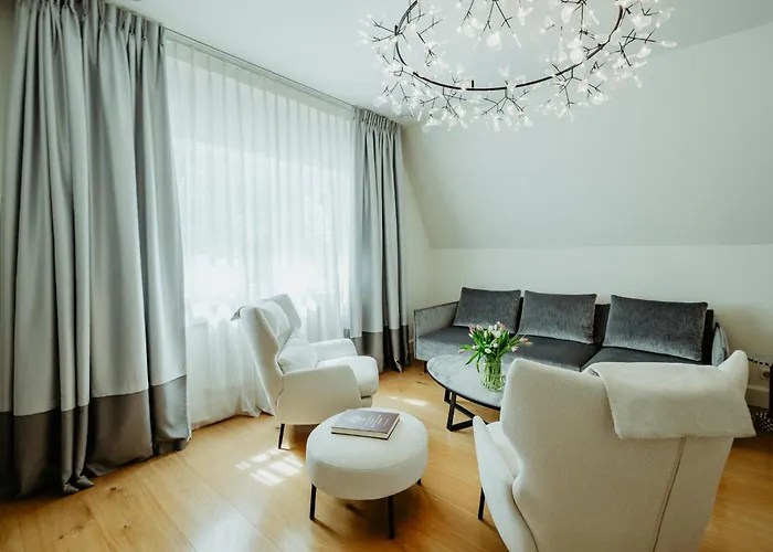 住宿加早餐酒店 Dom Ogrodnika Boutique 亚罗钦